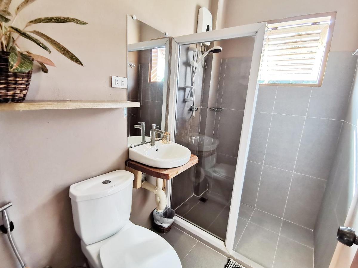 Sing Siargao Apartment Хенерал Луна Екстериор снимка